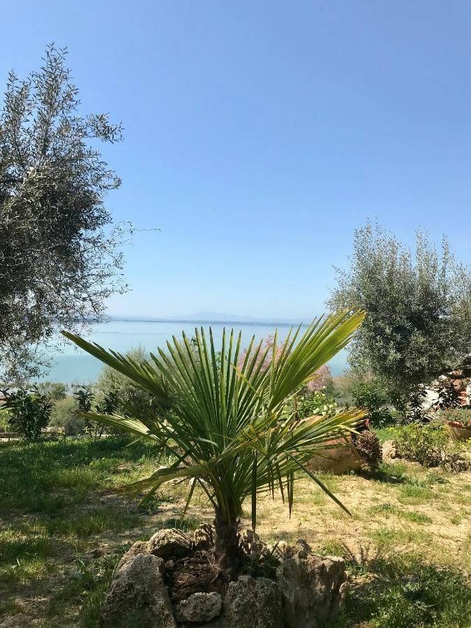 B&B Torre Del Lago Trasimeno Passignano sul Trasimeno Buitenkant foto