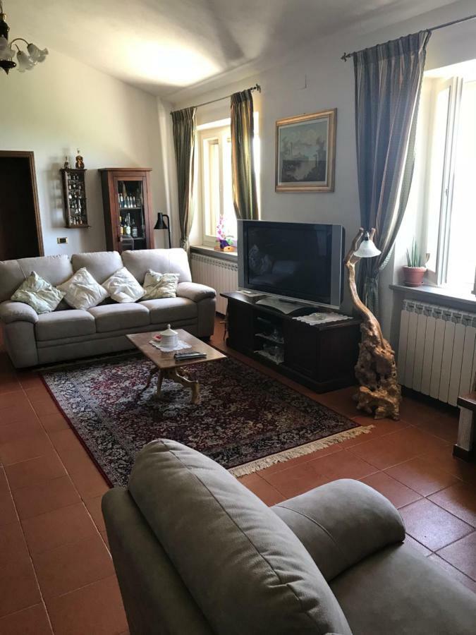 B&B Torre Del Lago Trasimeno Passignano sul Trasimeno Buitenkant foto