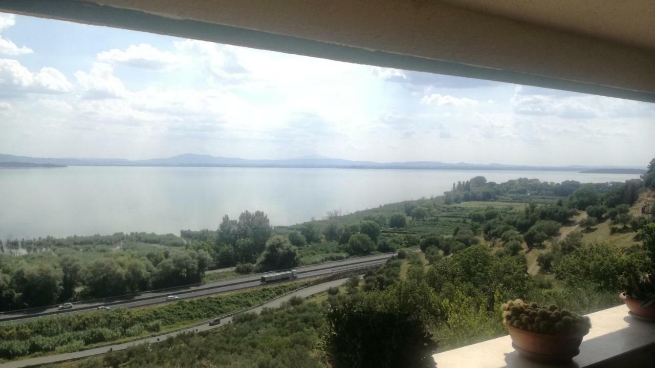 B&B Torre Del Lago Trasimeno Passignano sul Trasimeno Buitenkant foto