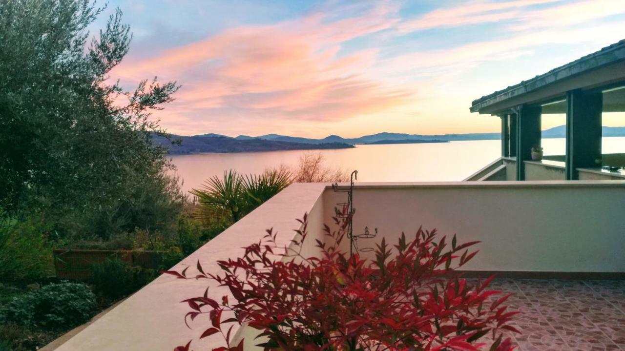 B&B Torre Del Lago Trasimeno Passignano sul Trasimeno Buitenkant foto